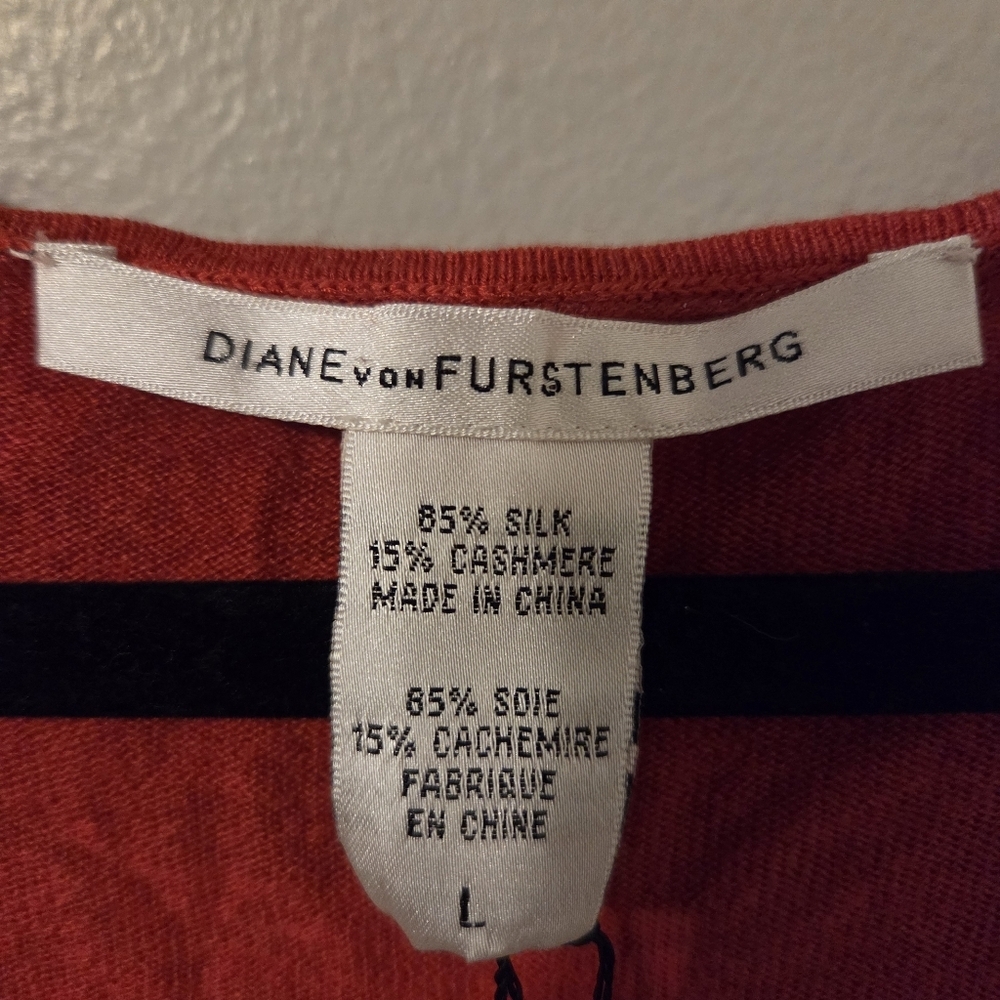 Diane Von Furstenberg Womens Red Silk Cashmere Sweater. Sz L Quiet Luxury - Picture 3 of 4